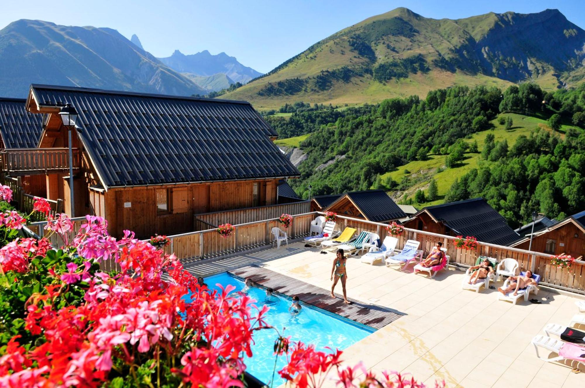 Residence Goelia Les Chalets Des Ecourts Saint-Jean-d’Arves Kültér fotó